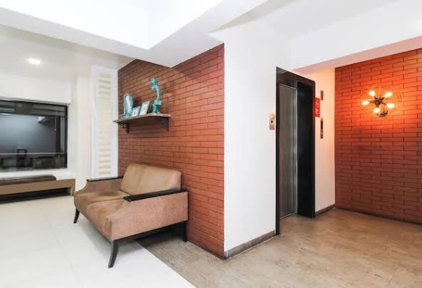 Deccan 8 Poona Buitenkant foto