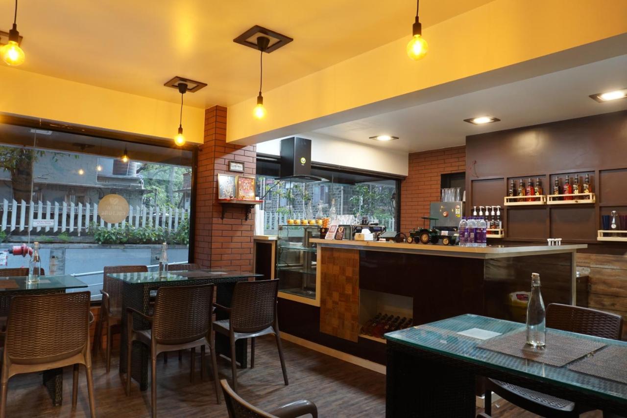 Deccan 8 Poona Buitenkant foto