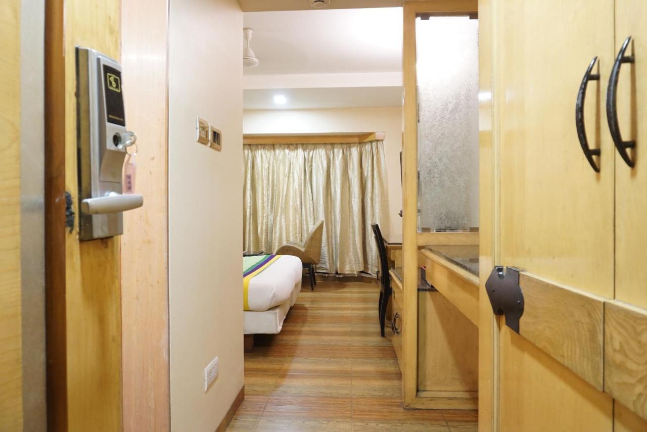 Deccan 8 Poona Buitenkant foto