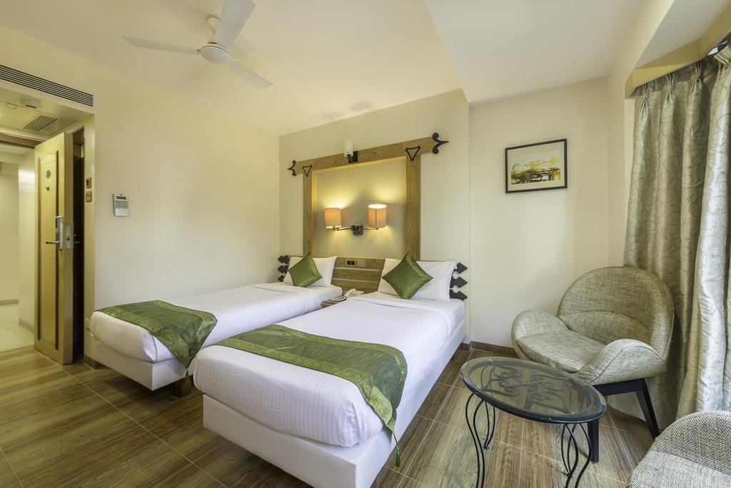 Deccan 8 Poona Buitenkant foto